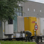 Operaio muore schiacciato da macchinario in azienda di valvole industriali a Monza