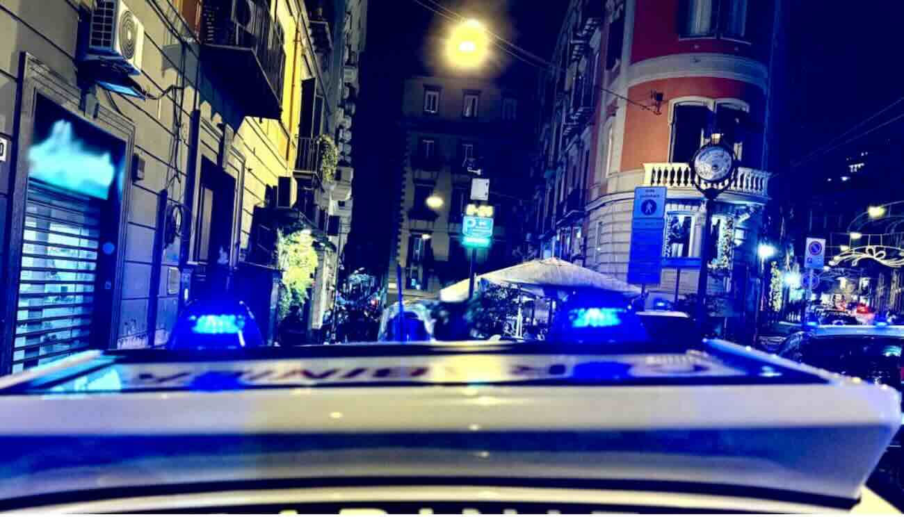 Padre Di Napoli Arrestato Dopo