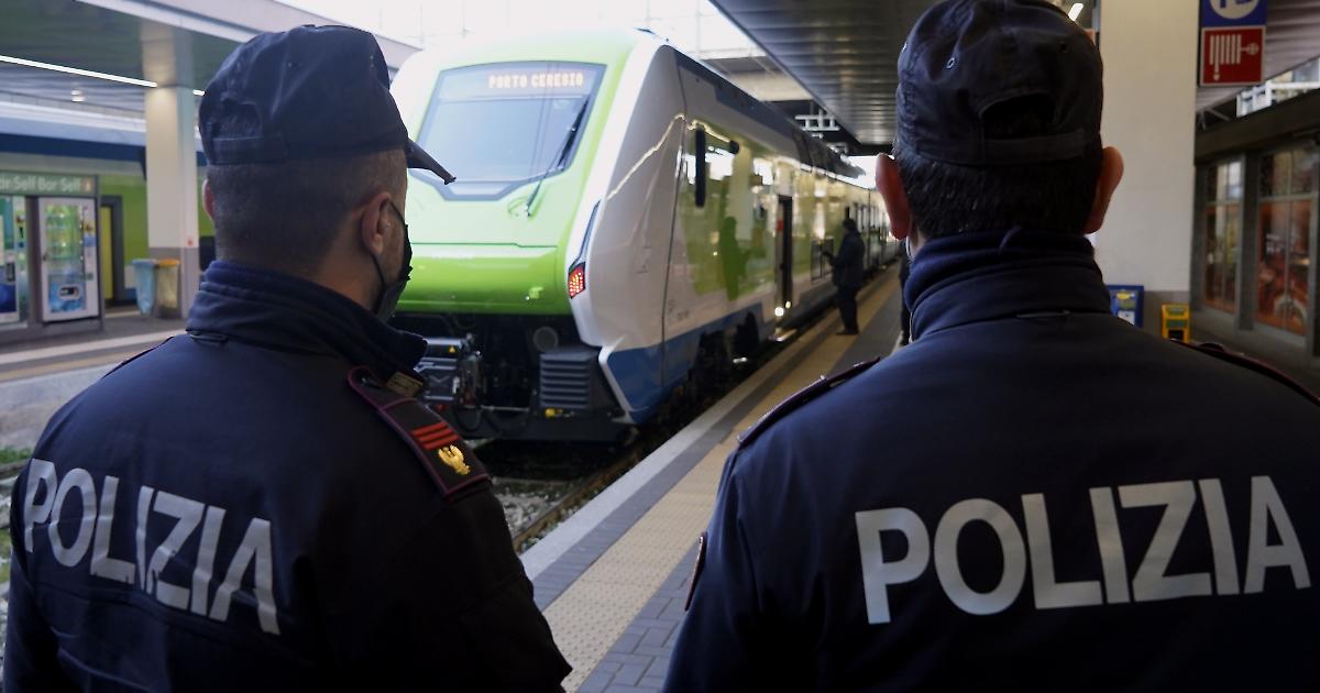 Polizia Di Frontiera Blocca Un