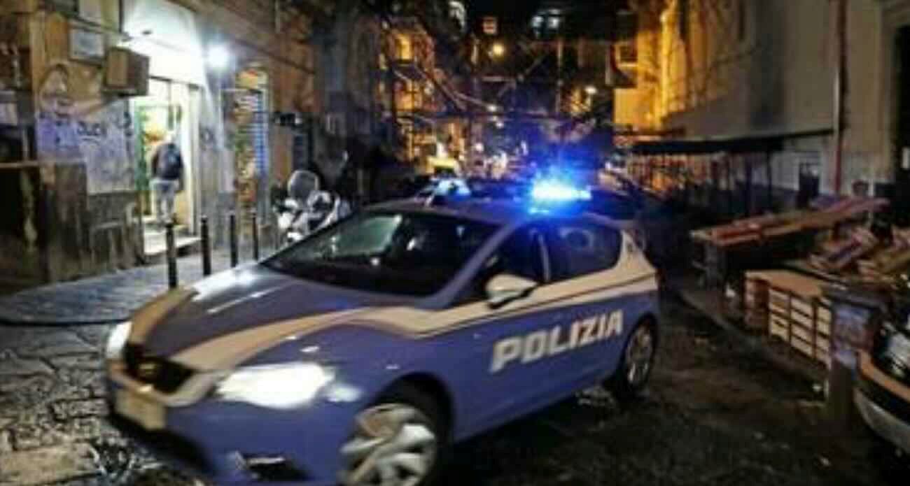 Quattro Giovani Feriti Tra Nap