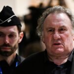 Rinvio a giudizio per Gérard Depardieu: accuse di stupro dall’attrice charlotte arnould