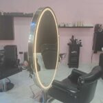 Titolare di un salone di bellezza a Pescara contro le polemiche per annuncio di lavoro rivolto a parrucchiere gay
