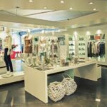 Tre donne di pescara fermate al valmontone outlet con vestiti rubati in auto