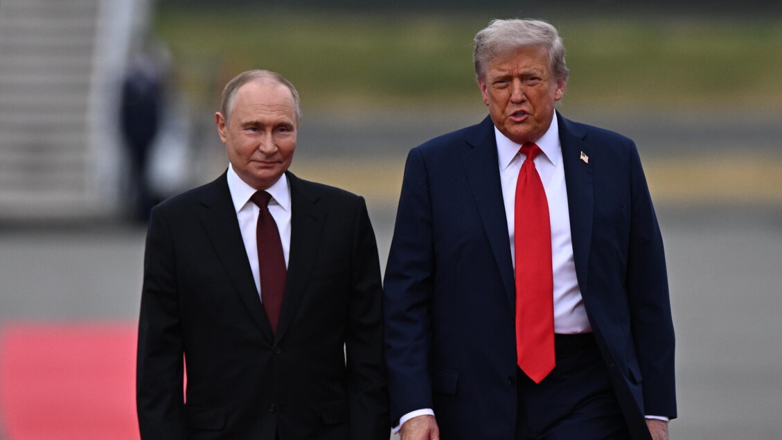 Trump Annuncia Colloqui Immine
