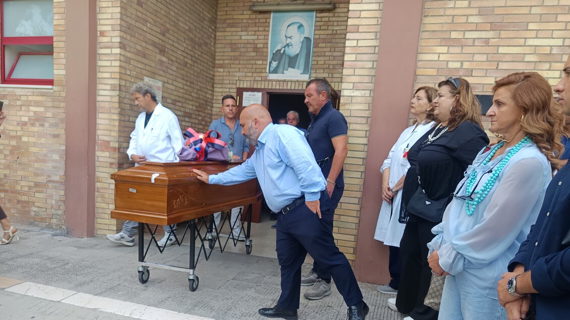 Ultimo Saluto A Foggia Per Hay