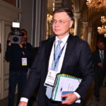 Valdis Dombrovskis Al Forum Di Cernobbio: Impegno Per L’ucraina E Rilancio Della Difesa Europea Nel 2026