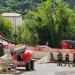 Vento forte fa cadere lastre prefabbricate nel cantiere del Ponte Belvedere a L’Aquila