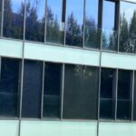 Yoox net-a-porter avvia licenziamenti per 211 lavoratori tra Bologna e Milano dopo acquisizione mytheresa