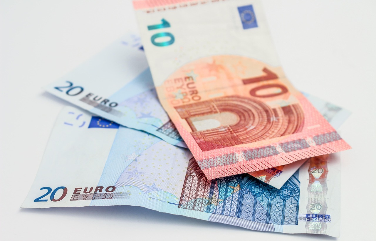 Money 1194455 1280