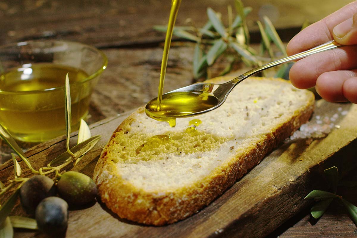 Test Sugli Oli Extravergine: Bocciato Lidl, Ecco Chi Vince E L’olio Buono Sotto I 10 Euro 2 Olio