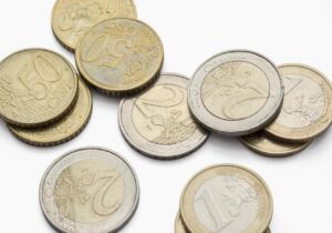 La moneta da 2 euro che vale una fortuna ecco come riconoscerla