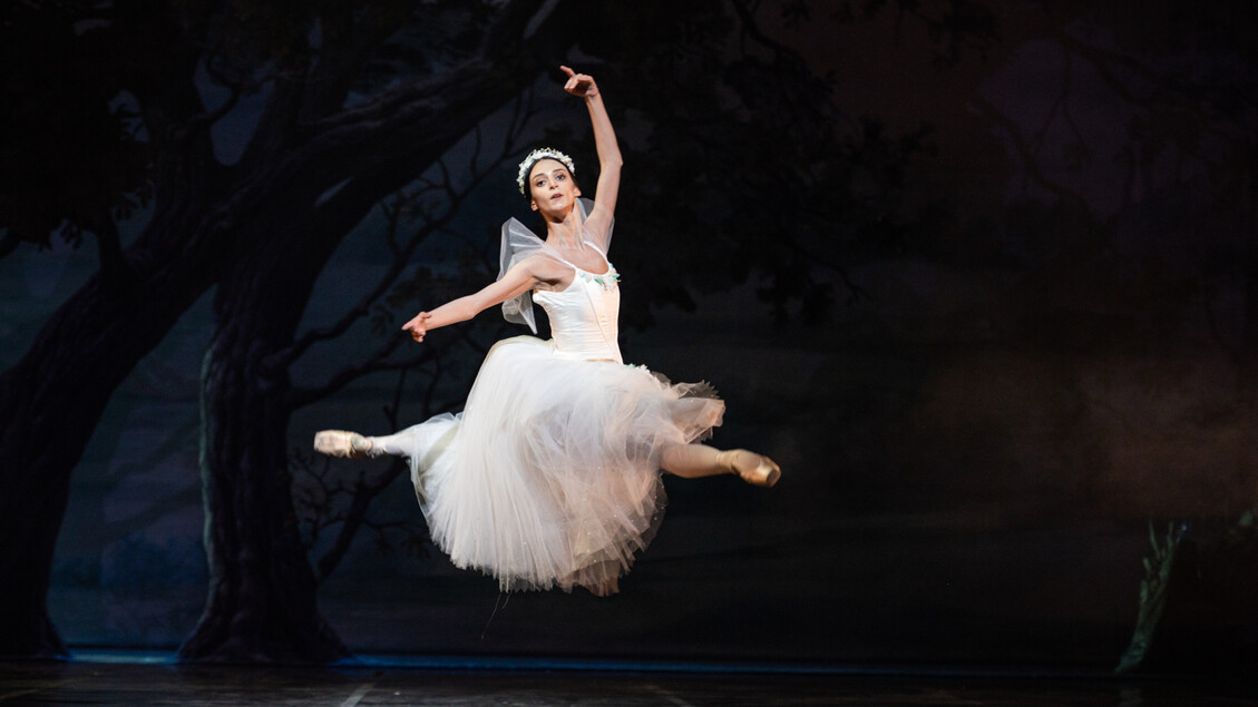 Il Teatro dell’Opera di Roma presenta Giselle a Parigi in omaggio a Carla Fracci