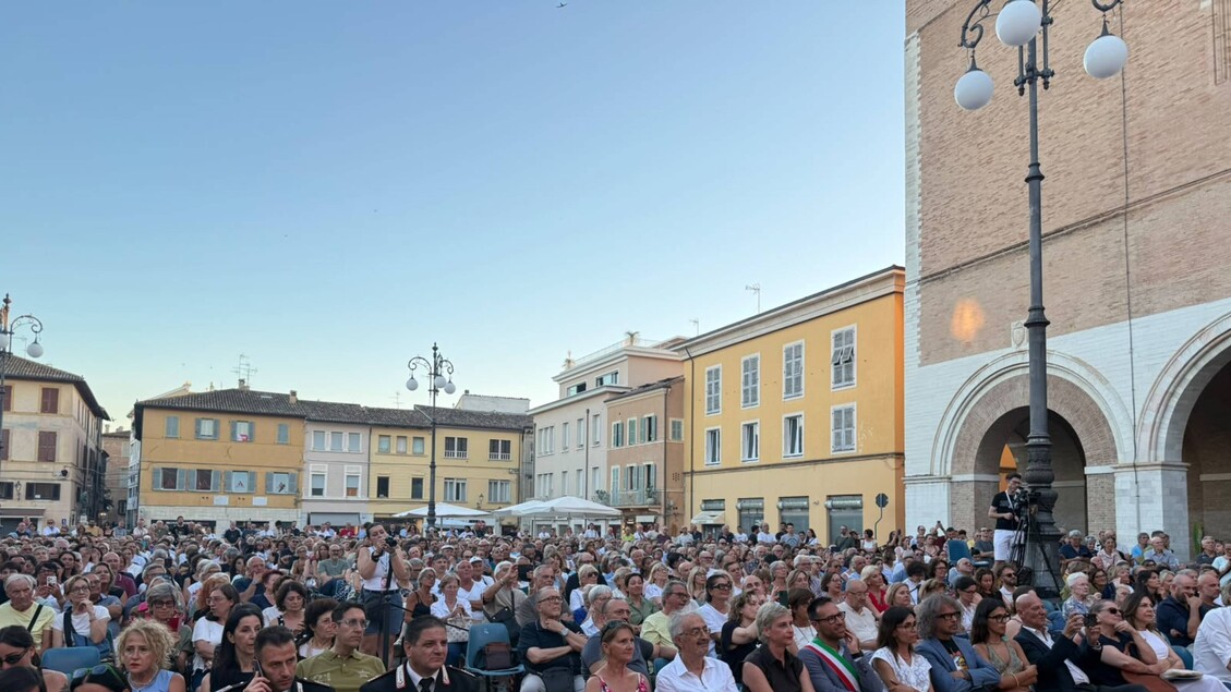 Passaggi Festival: quarta giornata dedicata a poesia, musica e geopolitica