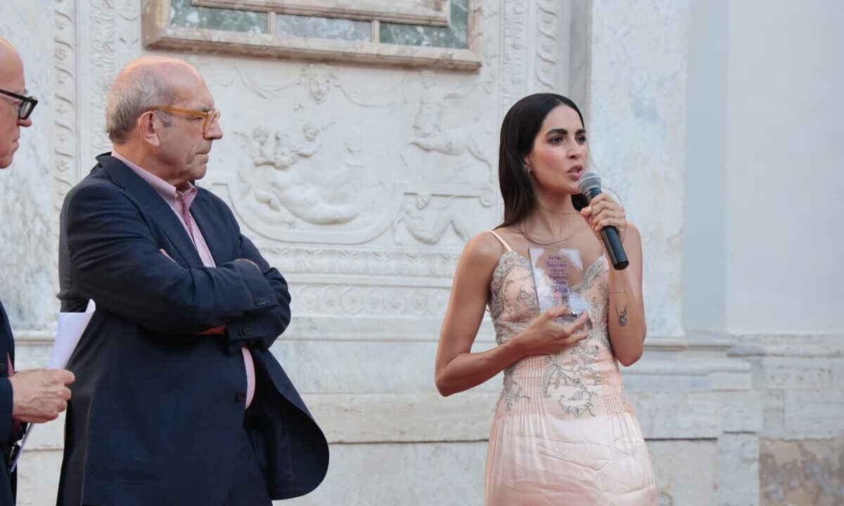 Otto donne premiate per il loro contributo all’arte: da Rocio Munoz Morales a Pasquini e Leone