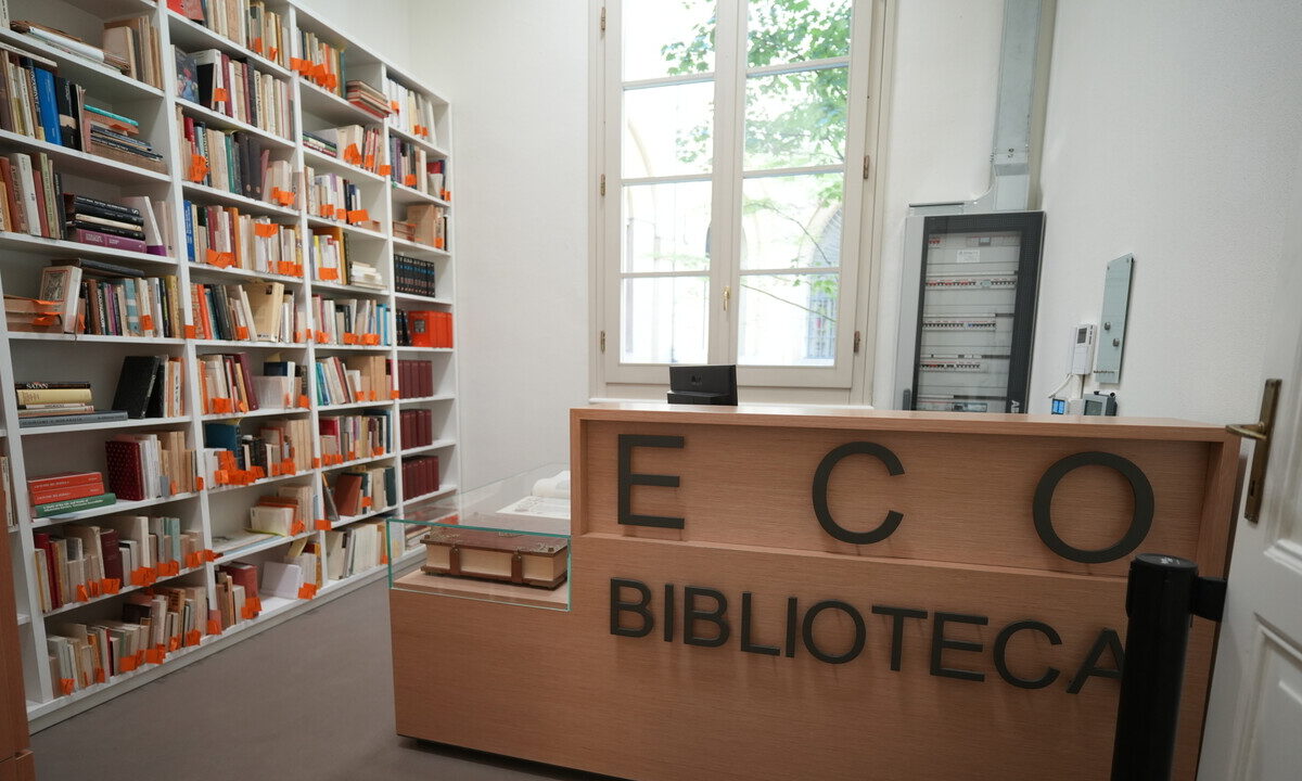 Bologna: inaugurata la Biblioteca Umberto Eco con oltre 30mila volumi