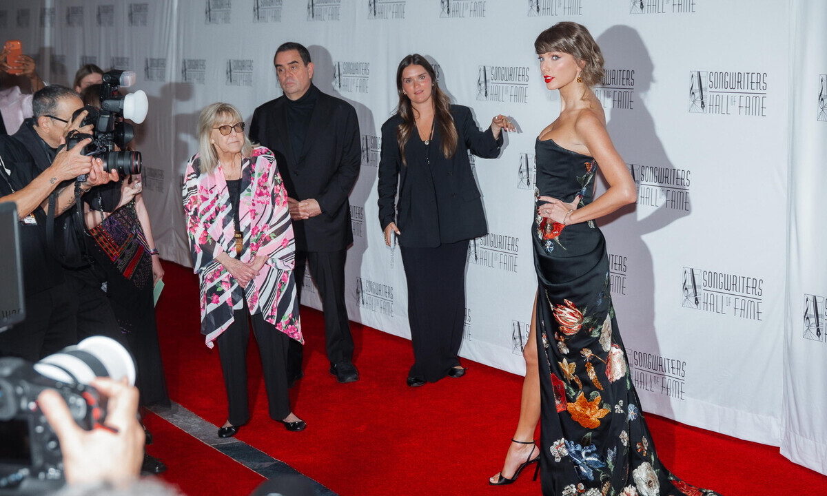 Taylor Swift e Travis Kelce: rivelate le loro ascendenze reali in un ‘royal wedding’ americano