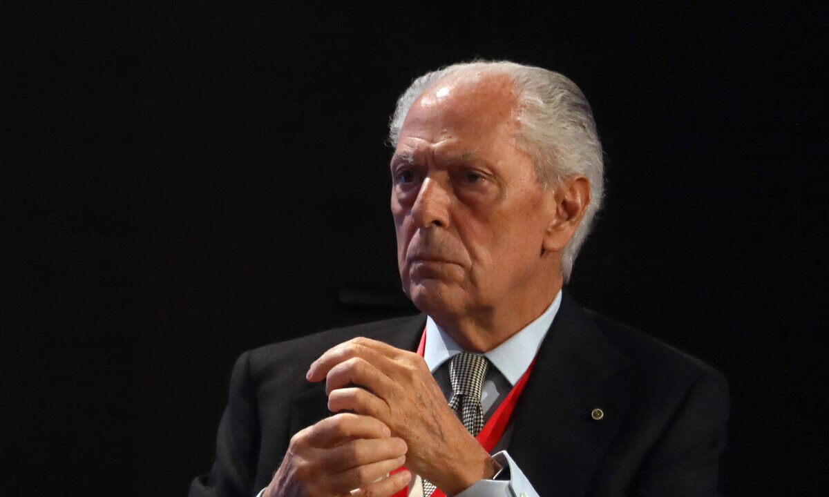 Tronchetti Provera chiarisce: l'IA non sostituisce, ma integra il lavoro