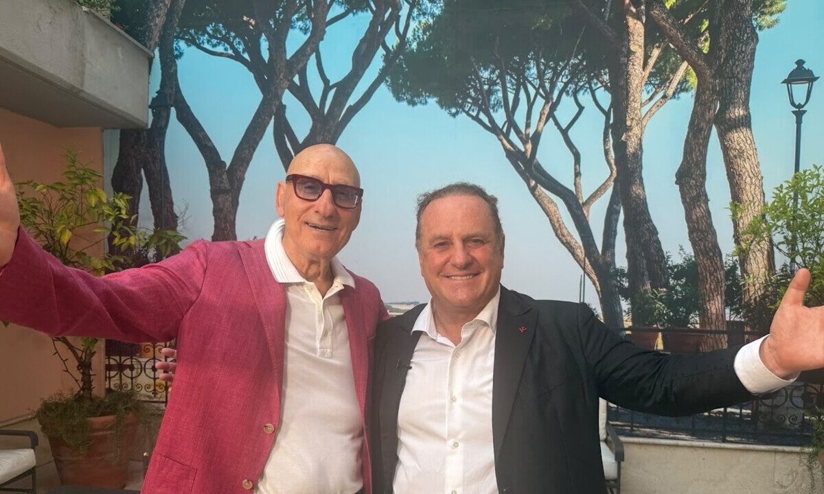 Rai 2 presenta Felicità: l’estate di Vicedomini in 16 episodi