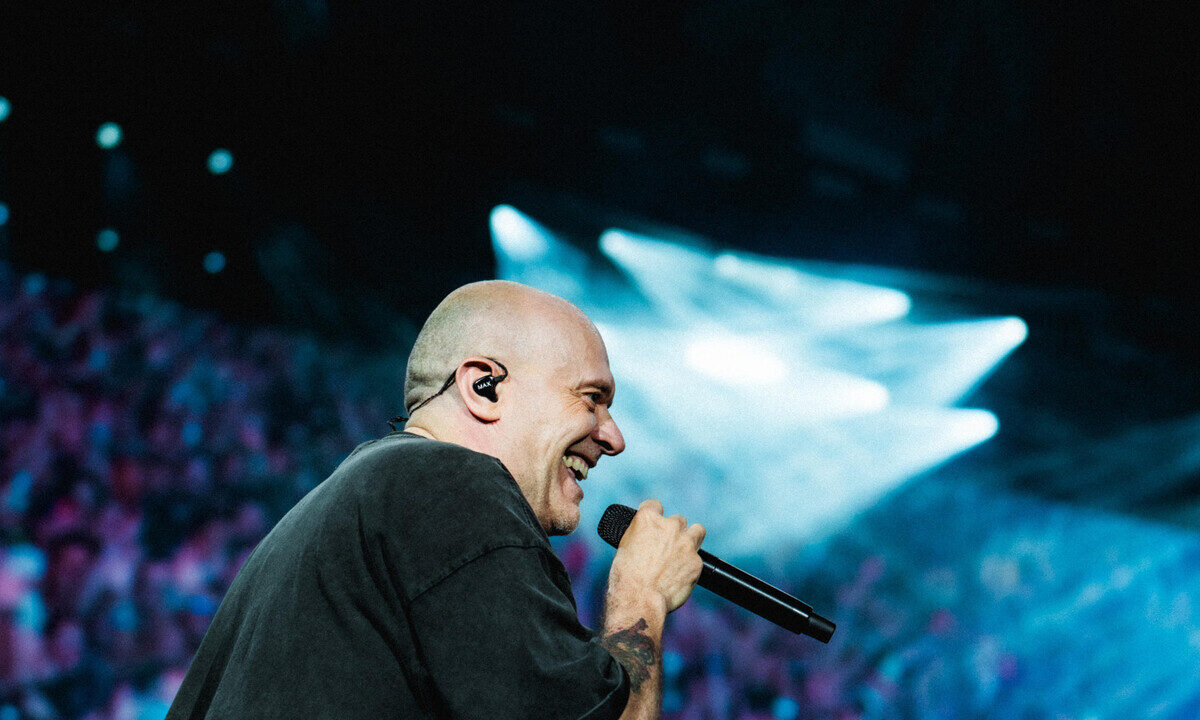 Max Pezzali torna a San Siro: Meazza sold out per il secondo concerto