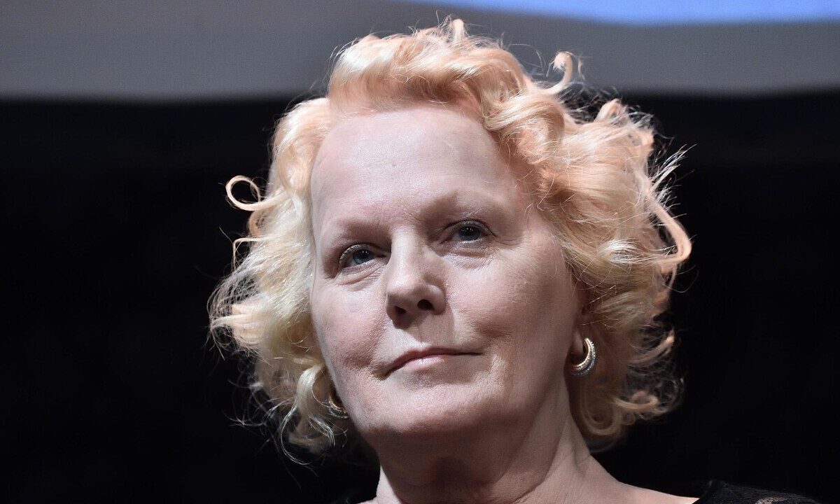 Katia Ricciarelli ricorda Pippo Baudo a un anno dalla sua morte con Monica Setta