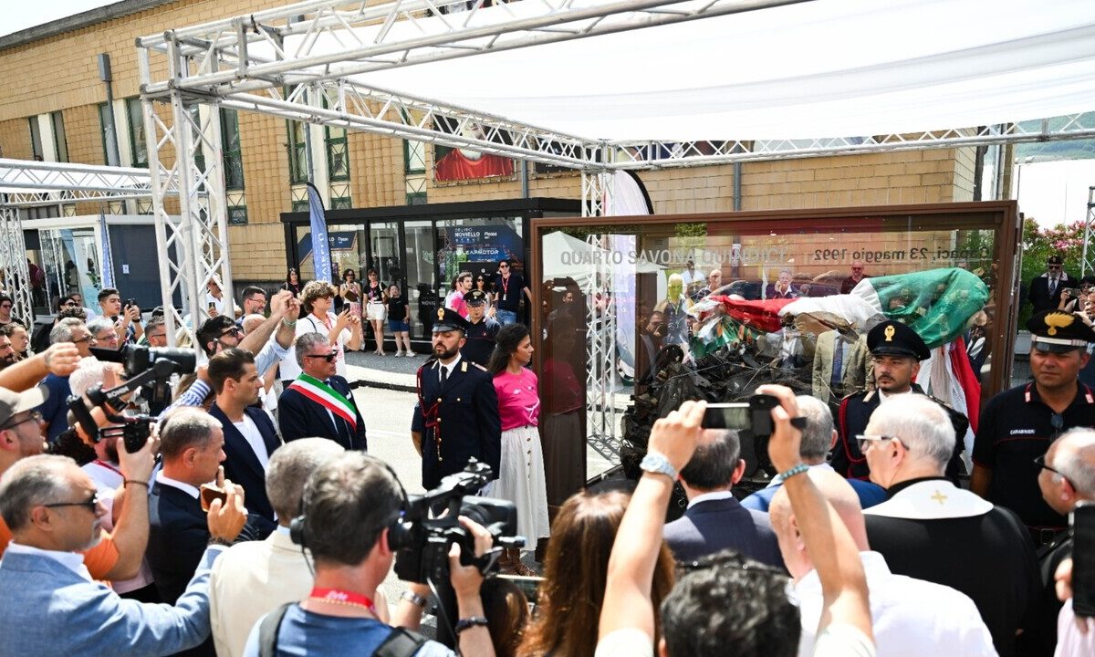 Giffoni: l'auto di scorta di Falcone esposta al festival per ricordare la legalità
