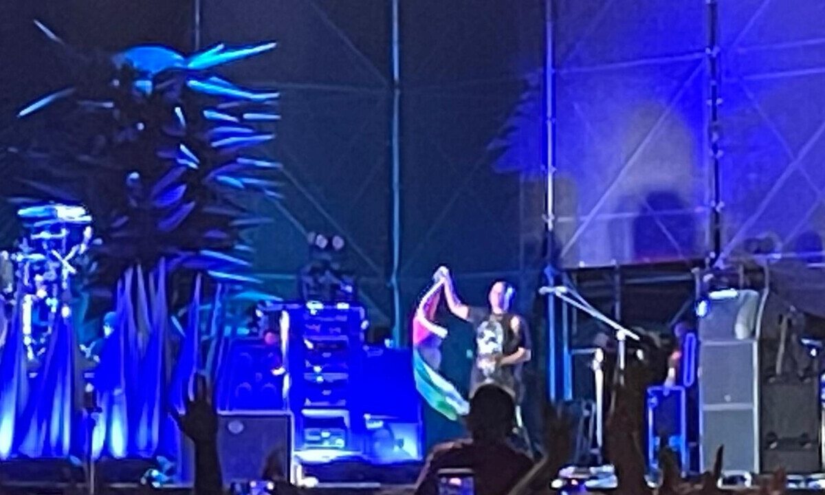Skunk Anansie in concerto a Bari: rock, Bella Ciao e messaggi di pace