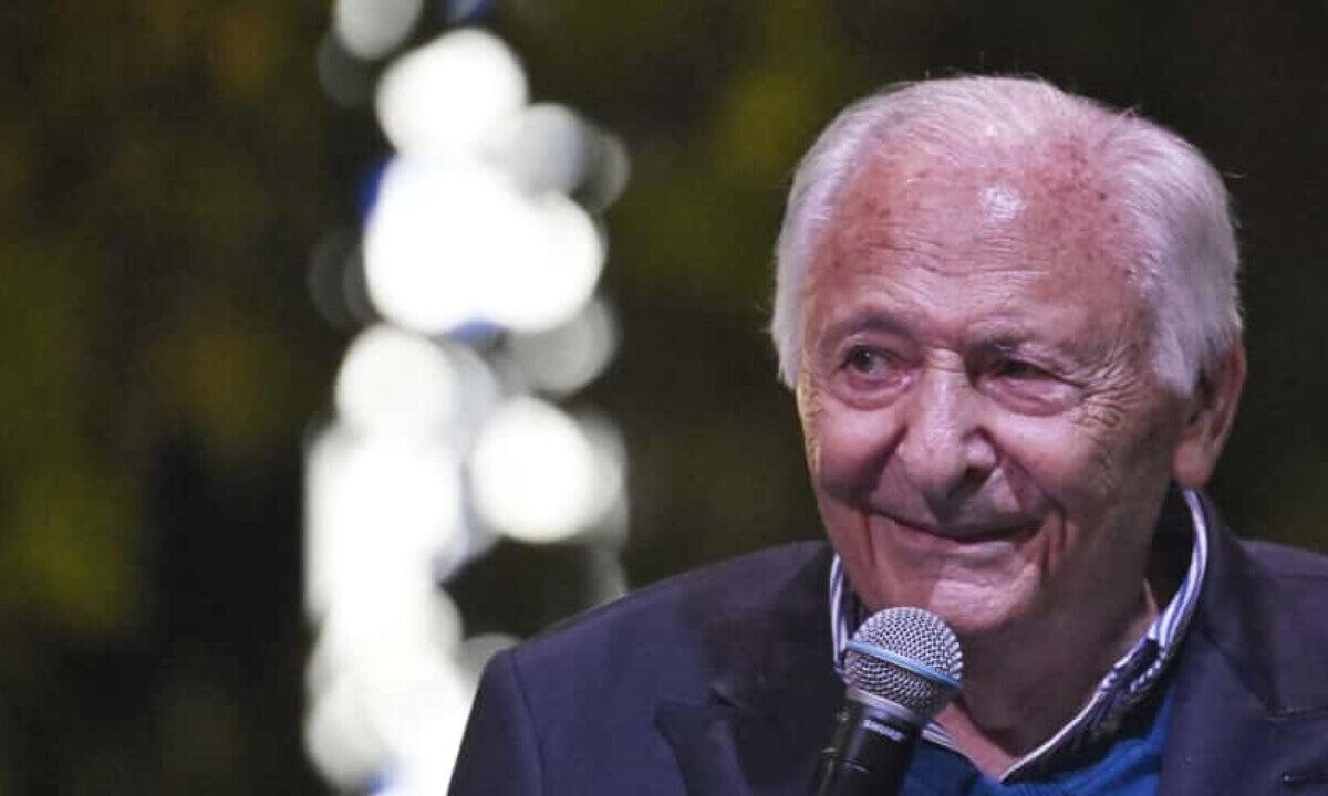 Mogol: il ricordo di Guccini e il suo impatto sulla cultura popolare italiana